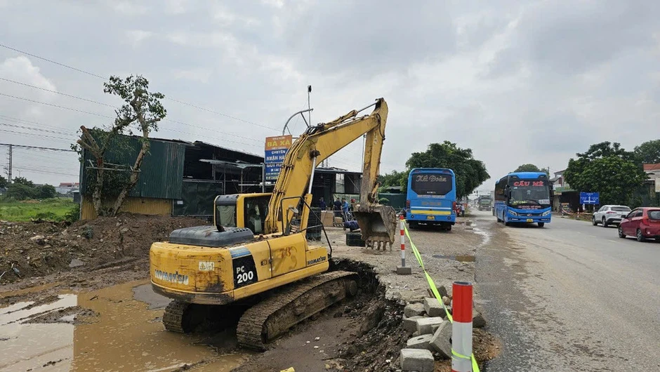 Hết năm 2026 cơ bản hoàn thành cải tạo, mở rộng Quốc lộ 2 đoạn Vĩnh Yên-Việt Trì Hết năm 2026 cơ bản hoàn thành cải tạo, mở rộng Quốc lộ 2 đoạn Vĩnh Yên-Việt Trì
