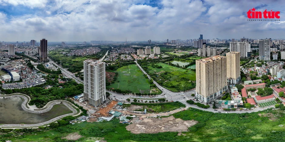 Hiện thực giấc mơ an cư - Bài 1: Nhọc nhằn cuộc đua mua nhà giá rẻ Hiện thực giấc mơ an cư - Bài 1: Nhọc nhằn cuộc đua mua nhà giá rẻ