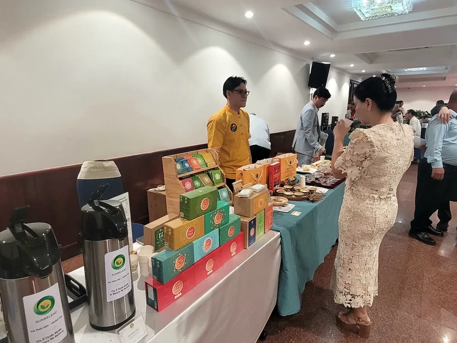 Hiệp hội Văn hóa Ẩm thực Việt Nam: Kết nối, bảo tồn và phát huy giá trị văn hóa trà Việt Nam Hiệp hội Văn hóa Ẩm thực Việt Nam: Kết nối, bảo tồn và phát huy giá trị văn hóa trà Việt Nam