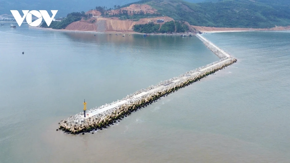 Hoàn thành hạ tầng dùng chung và khởi động dự án bến container Cảng Liên Chiểu Hoàn thành hạ tầng dùng chung và khởi động dự án bến container Cảng Liên Chiểu