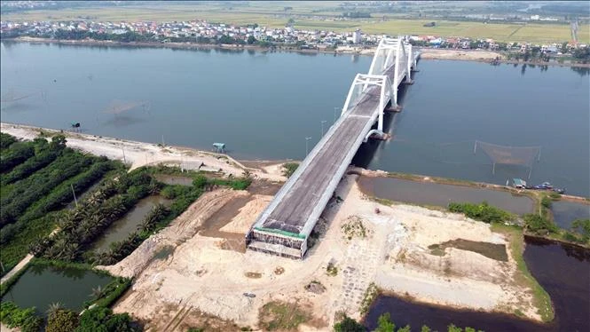 Hoàn thành mặt bằng Dự án cầu Nhật Lệ 3 và đường hai đầu cầu trước ngày 27/4 Hoàn thành mặt bằng Dự án cầu Nhật Lệ 3 và đường hai đầu cầu trước ngày 27/4