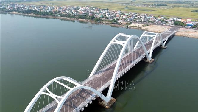 Hoàn thành mặt bằng Dự án cầu Nhật Lệ 3 và đường hai đầu cầu trước ngày 27/4 Hoàn thành mặt bằng Dự án cầu Nhật Lệ 3 và đường hai đầu cầu trước ngày 27/4