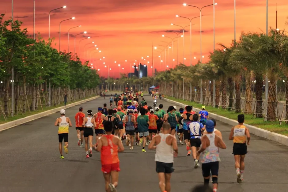 Hoàn thành TinVina Marathon tại Cần Giờ, runner quyết mua Vinhomes Green Paradise để khoẻ hơn mỗi ngày Hoàn thành TinVina Marathon tại Cần Giờ, runner quyết mua Vinhomes Green Paradise để khoẻ hơn mỗi ngày