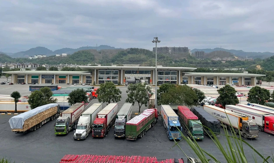 Hoàn thiện hành lang pháp lý an toàn thực phẩm: Bước đi chủ động và đồng bộ Hoàn thiện hành lang pháp lý an toàn thực phẩm: Bước đi chủ động và đồng bộ