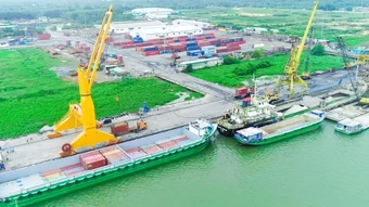 Hoàn thiện quản lý hàng hải tại Cần Thơ, Vĩnh Long