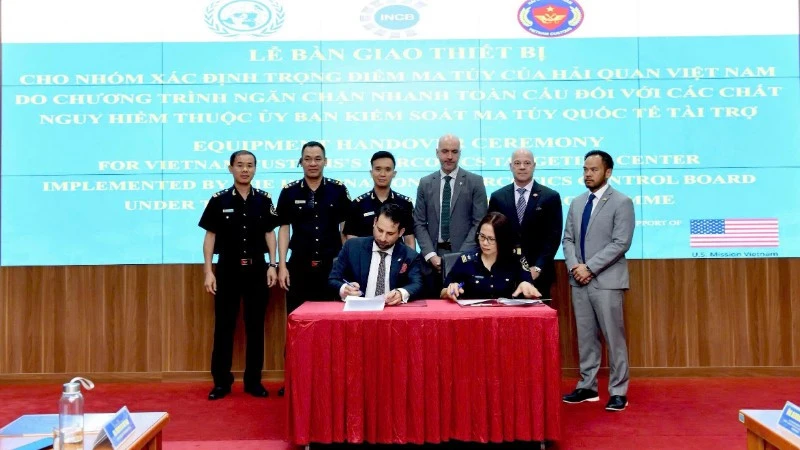Hội nhập quốc tế sâu rộng tạo động lực hiện đại hóa Hải quan Việt Nam Hội nhập quốc tế sâu rộng tạo động lực hiện đại hóa Hải quan Việt Nam