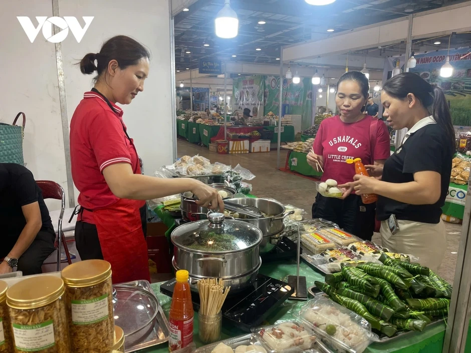 Hơn 400 sản phẩm OCOP góp mặt tại Hội chợ OCOP Quảng Ninh - Hè 2026 Hơn 400 sản phẩm OCOP góp mặt tại Hội chợ OCOP Quảng Ninh - Hè 2026