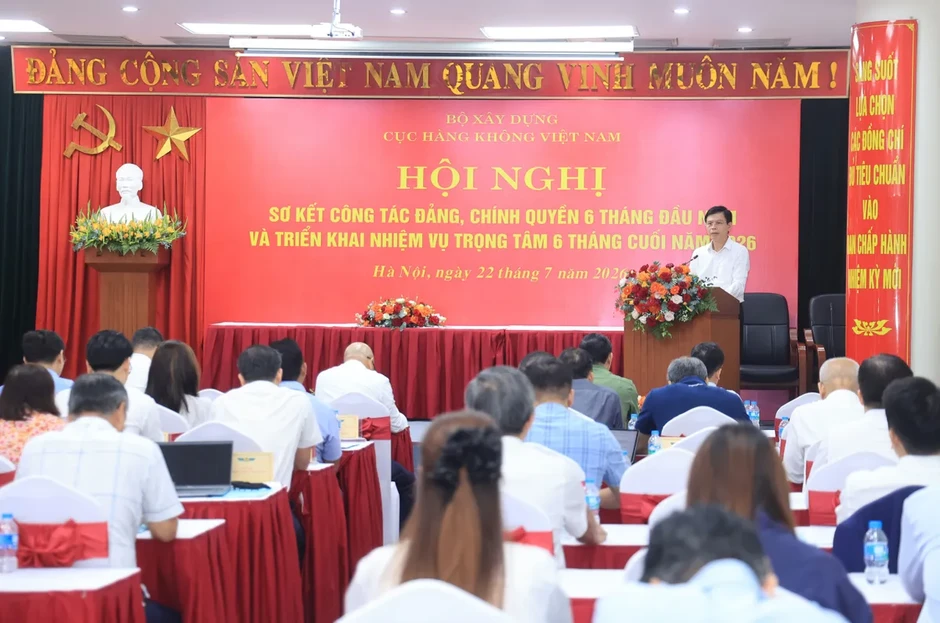 Hơn 45 triệu lượt hành khách đi máy bay trong 6 tháng