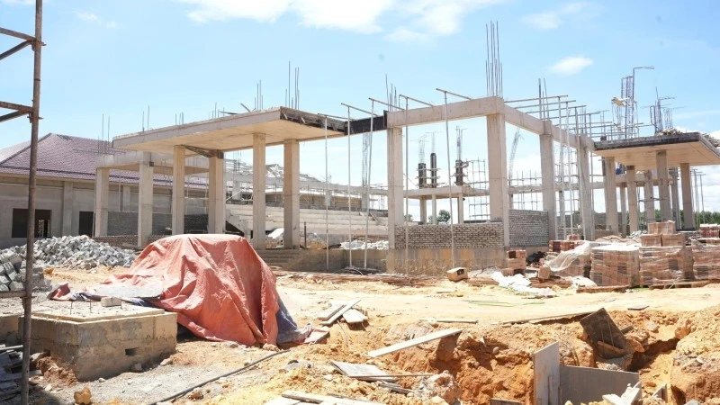 Huế giữ đà tăng trưởng, tạo bứt phá cho mục tiêu hai con số Huế giữ đà tăng trưởng, tạo bứt phá cho mục tiêu hai con số