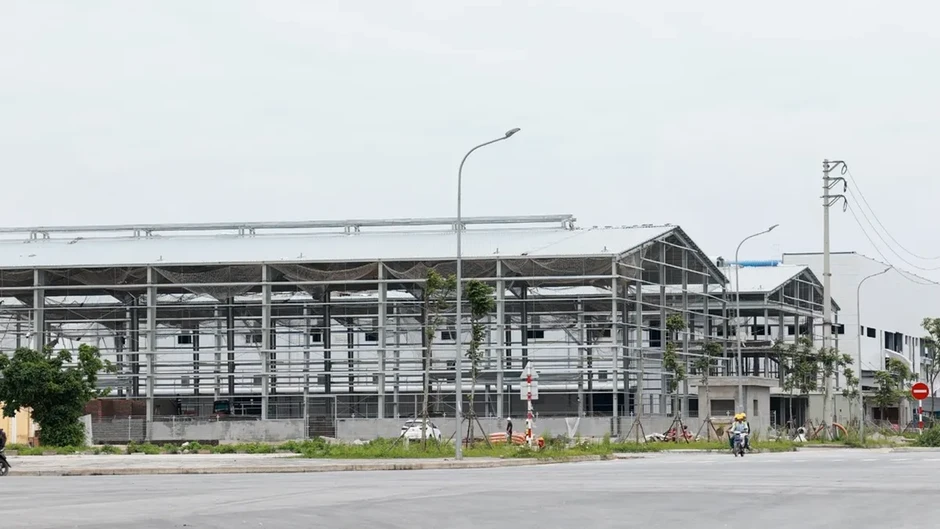 Hưng Yên chú trọng phát triển công nghiệp địa phương làm động lực chính Hưng Yên chú trọng phát triển công nghiệp địa phương làm động lực chính