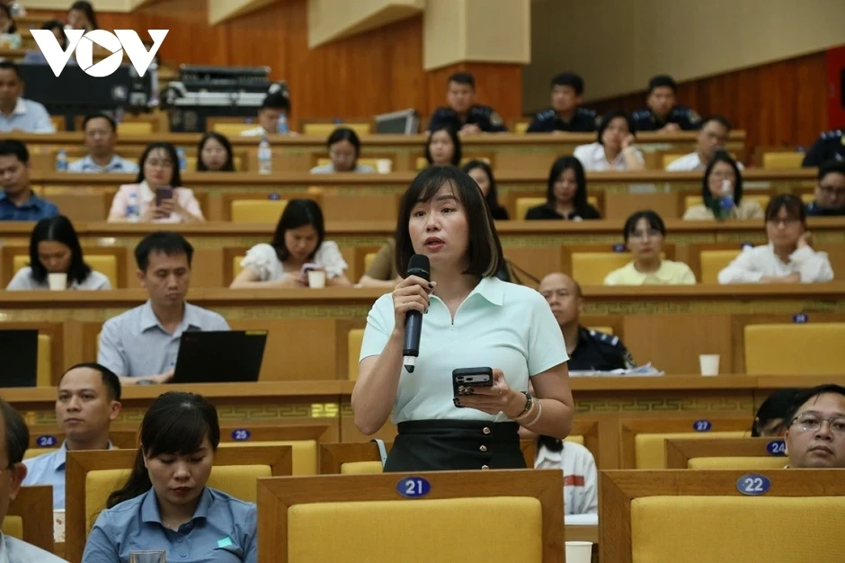 Hưng Yên: Hải quan và doanh nghiệp cùng đối thoại để gỡ vướng trong xuất nhập khẩu Hưng Yên: Hải quan và doanh nghiệp cùng đối thoại để gỡ vướng trong xuất nhập khẩu