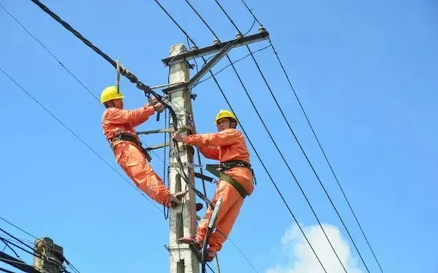 Huy động linh hoạt nguồn điện, đáp ứng phụ tải kỷ lục Huy động linh hoạt nguồn điện, đáp ứng phụ tải kỷ lục