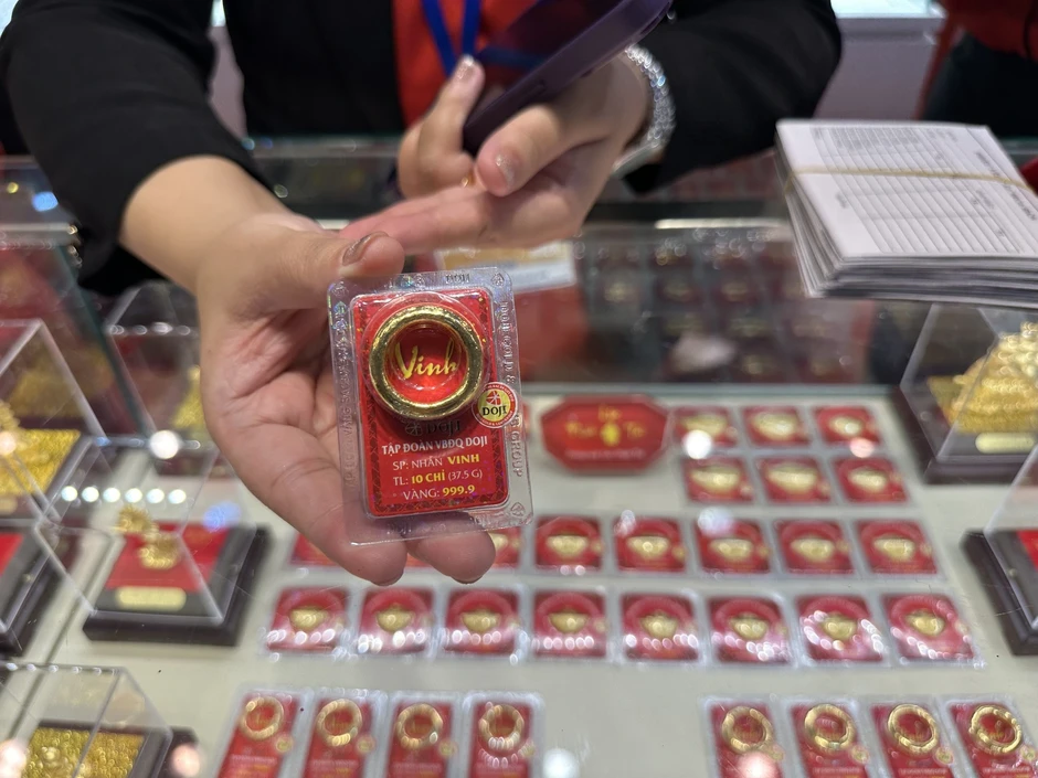 Huy động nguồn lực vàng trong dân Huy động nguồn lực vàng trong dân