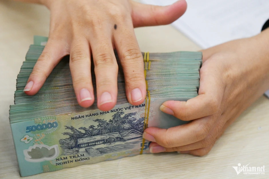 Hủy hợp đồng bảo hiểm sau hơn 2 năm đóng 150 triệu, người mua nhận về gần 21 triệu Hủy hợp đồng bảo hiểm sau hơn 2 năm đóng 150 triệu, người mua nhận về gần 21 triệu