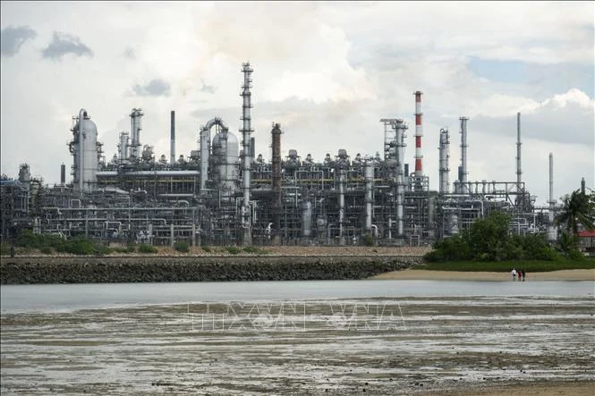 IEA tiếp tục hạ dự báo nhu cầu dầu mỏ năm 2026 IEA tiếp tục hạ dự báo nhu cầu dầu mỏ năm 2026