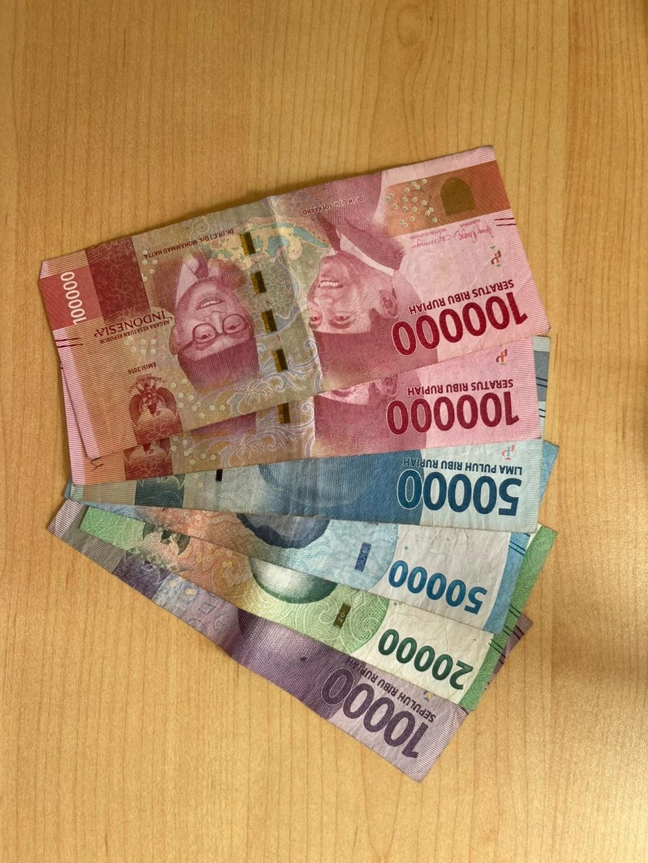 Indonesia bơm 2 nghìn tỷ rupiah vào thị trường trái phiếu/ngày, ổn định đồng Rupia