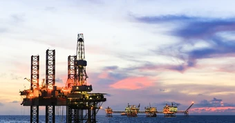 Iran tuyên bố cứng rắn: Giá dầu có lên 120 USD/thùng?
