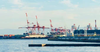 Kéo dòng tiền tỉ USD về 'sân nhà' bằng hệ sinh thái tài chính hàng hải