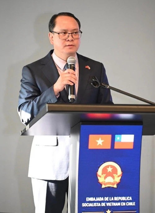 Kết nối doanh nghiệp Việt Nam-Chile trong lĩnh vực thiết bị năng lượng và điện công nghiệp Kết nối doanh nghiệp Việt Nam-Chile trong lĩnh vực thiết bị năng lượng và điện công nghiệp