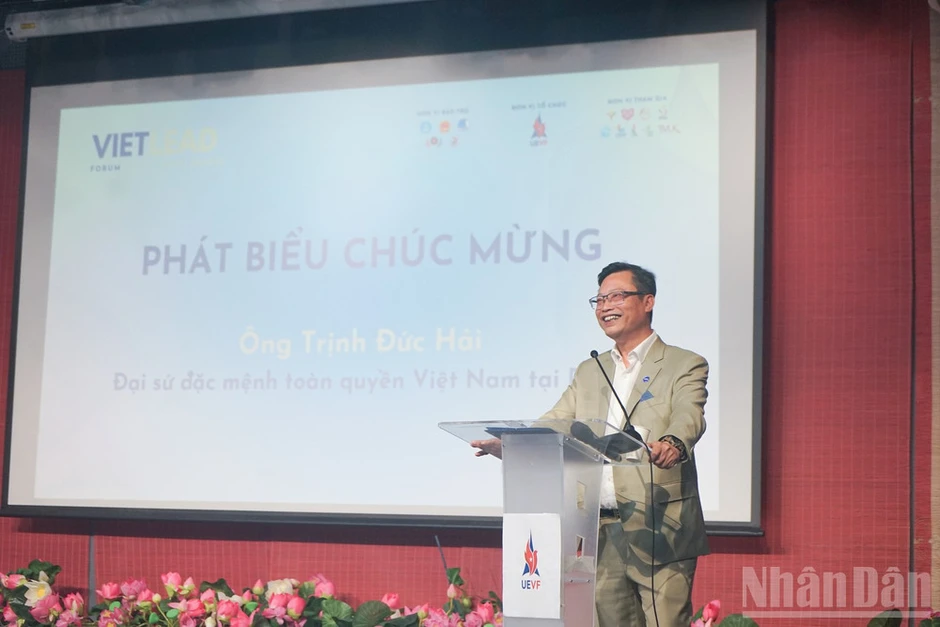 Kết nối trí thức trẻ người Việt tại châu Âu, bồi dưỡng năng lực lãnh đạo thế hệ mới Kết nối trí thức trẻ người Việt tại châu Âu, bồi dưỡng năng lực lãnh đạo thế hệ mới