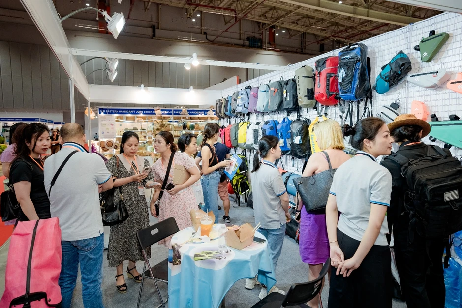 Kết nối trực tiếp với 500+ nhà cung cấp uy tín từ Việt Nam và Châu Á tại Global Sourcing Fair Việt Nam 2026 Kết nối trực tiếp với 500+ nhà cung cấp uy tín từ Việt Nam và Châu Á tại Global Sourcing Fair Việt Nam 2026