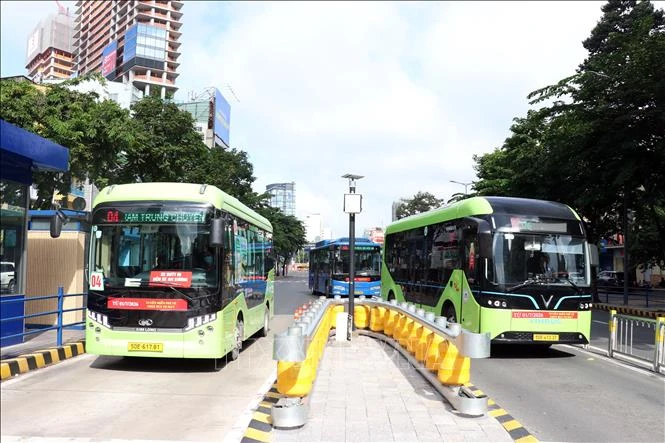Khách đi xe buýt và metro dự kiến tăng cao dịp Quốc khánh 2/9 Khách đi xe buýt và metro dự kiến tăng cao dịp Quốc khánh 2/9