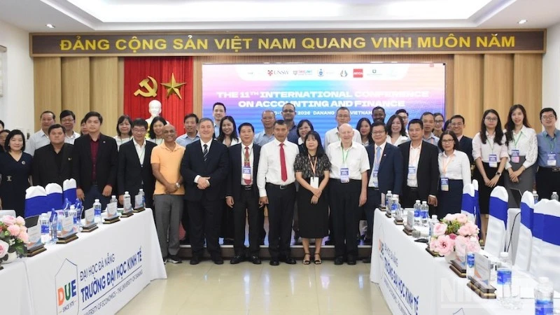 Khai mạc Hội thảo quốc tế về kế toán và tài chính lần thứ 11 (ICOAF 2026) Khai mạc Hội thảo quốc tế về kế toán và tài chính lần thứ 11 (ICOAF 2026)