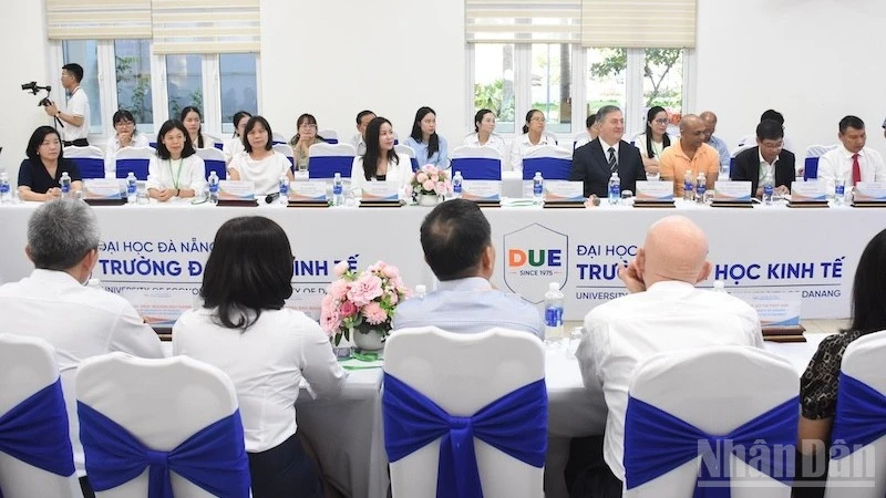 Khai mạc Hội thảo quốc tế về kế toán và tài chính lần thứ 11 (ICOAF 2026) Khai mạc Hội thảo quốc tế về kế toán và tài chính lần thứ 11 (ICOAF 2026)