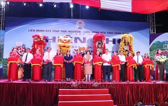 Khai mạc phiên chợ OCOP thúc đẩy phát triển kinh tế hợp tác