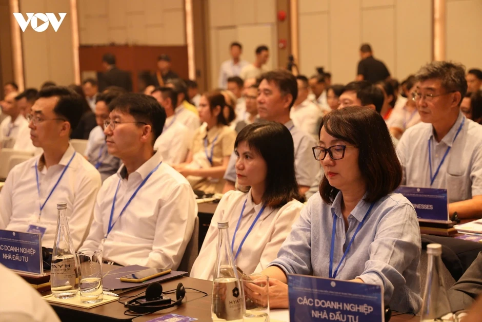 Khánh Hòa đầu tư hạ tầng cảng biển, mở cửa ngõ logistics cho Nam Tây Nguyên Khánh Hòa đầu tư hạ tầng cảng biển, mở cửa ngõ logistics cho Nam Tây Nguyên