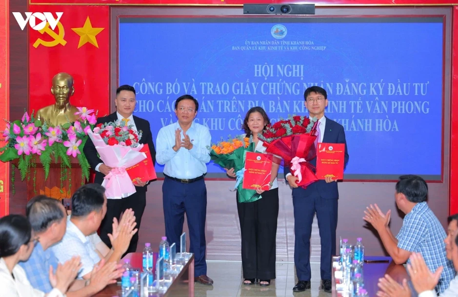 Khánh Hòa gỡ điểm nghẽn tạo đà tăng trưởng 2 con số