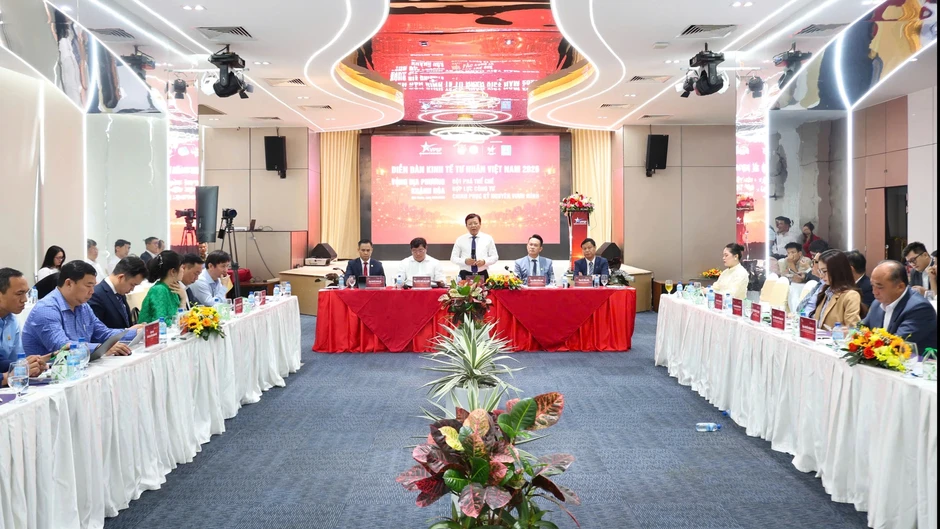 Khánh Hòa mở màn Diễn đàn kinh tế tư nhân Việt Nam 2026 Khánh Hòa mở màn Diễn đàn kinh tế tư nhân Việt Nam 2026