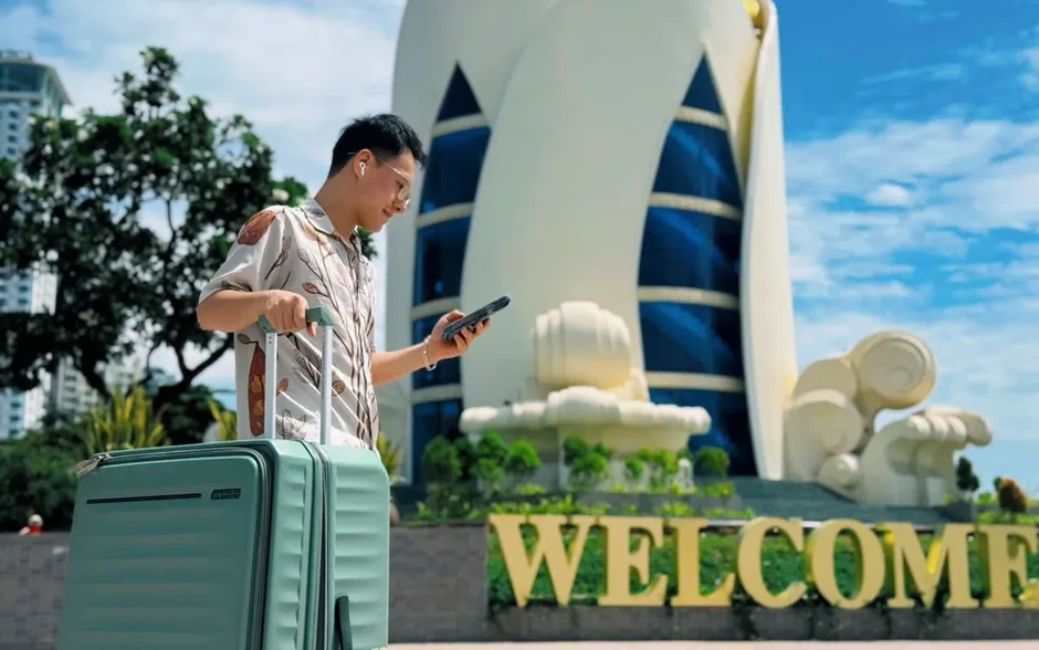Khánh Hòa số hóa toàn diện điểm đến, xây dựng hệ sinh thái du lịch thông minh Khánh Hòa số hóa toàn diện điểm đến, xây dựng hệ sinh thái du lịch thông minh