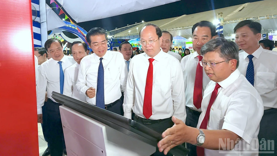 Khi công nghệ “chạm” vào văn hóa và sinh thái Cà Mau