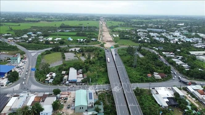 Kho bạc theo dõi sát tiến độ giải ngân vốn đầu tư công Kho bạc theo dõi sát tiến độ giải ngân vốn đầu tư công