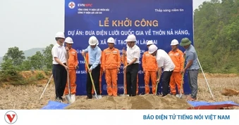 Khởi công dự án đưa điện về thôn Nả Háng