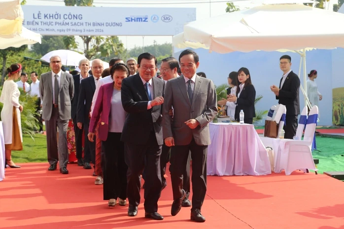 Khởi công nhà máy chế biến thực phẩm sạch TH Bình Dương Khởi công nhà máy chế biến thực phẩm sạch TH Bình Dương