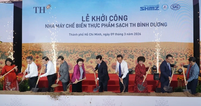Khởi công nhà máy chế biến thực phẩm sạch TH Bình Dương Khởi công nhà máy chế biến thực phẩm sạch TH Bình Dương