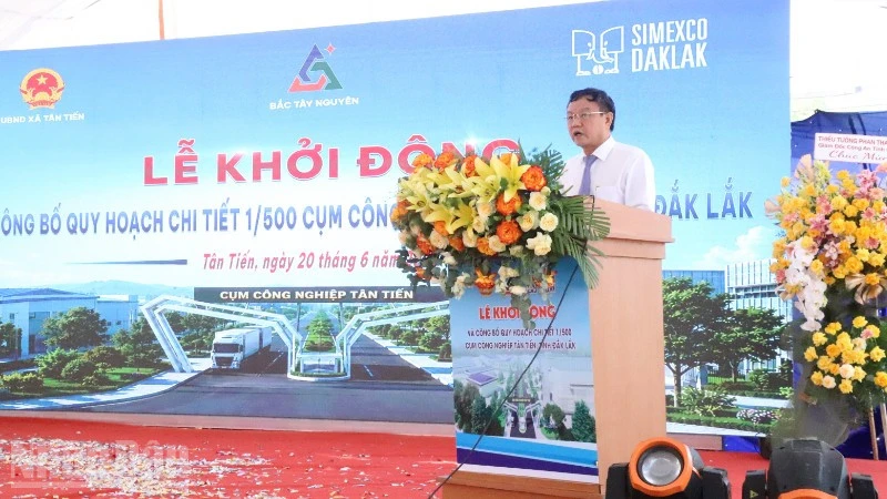 Khởi động xây dựng cụm công nghiệp chuyên biệt cho ngành hàng trái cây và nông sản xuất khẩu ở Đắk Lắk Khởi động xây dựng cụm công nghiệp chuyên biệt cho ngành hàng trái cây và nông sản xuất khẩu ở Đắk Lắk