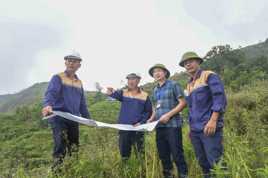 Khôi phục mốc ranh giới dự án khai thác mỏ đồng Tả Phời Khôi phục mốc ranh giới dự án khai thác mỏ đồng Tả Phời