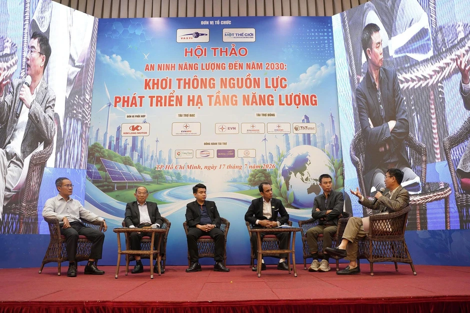 Khơi thông điểm nghẽn nguồn điện, xây dựng nền tảng tiết kiệm năng lượng Khơi thông điểm nghẽn nguồn điện, xây dựng nền tảng tiết kiệm năng lượng