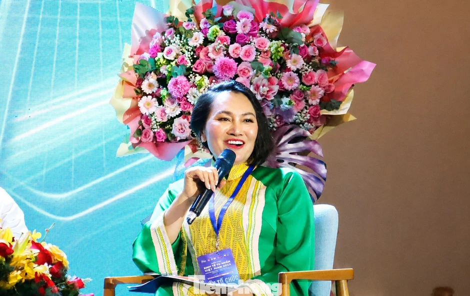 'Không để doanh nghiệp đi một mình' 'Không để doanh nghiệp đi một mình'
