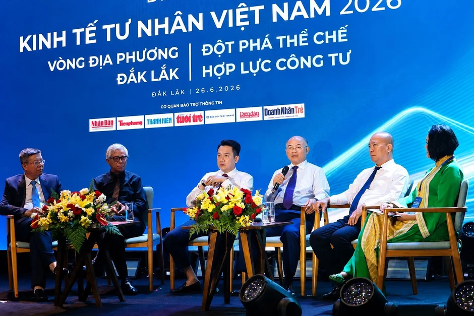 'Không để doanh nghiệp đi một mình' 'Không để doanh nghiệp đi một mình'