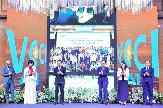 Không đổi mới tư duy lãnh đạo, kinh tế khó lòng bứt phá Không đổi mới tư duy lãnh đạo, kinh tế khó lòng bứt phá