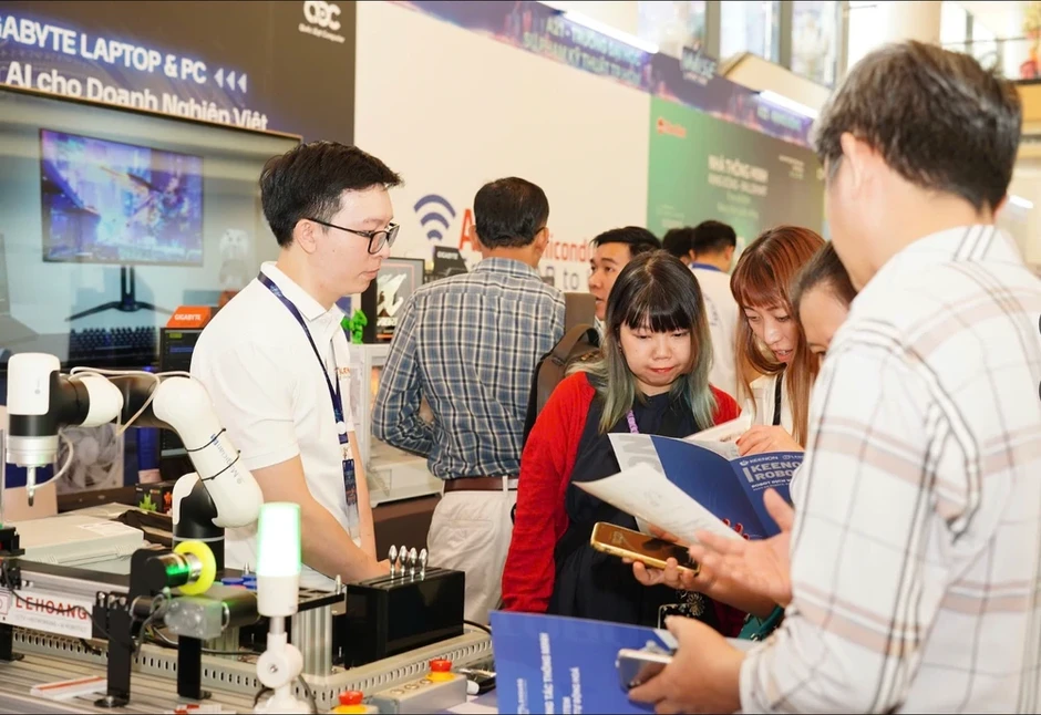 Không nhận hoa chúc mừng nhân Ngày Khoa học, Công nghệ và Đổi mới sáng tạo Không nhận hoa chúc mừng nhân Ngày Khoa học, Công nghệ và Đổi mới sáng tạo