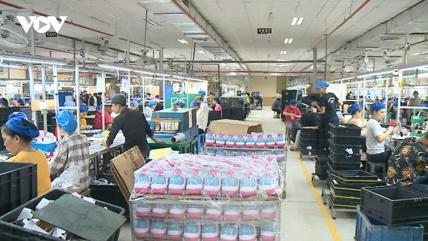 Khu vực kinh tế tư nhân Việt Nam đã vượt thế “phòng thủ”, sẵn sàng bứt phá Khu vực kinh tế tư nhân Việt Nam đã vượt thế “phòng thủ”, sẵn sàng bứt phá
