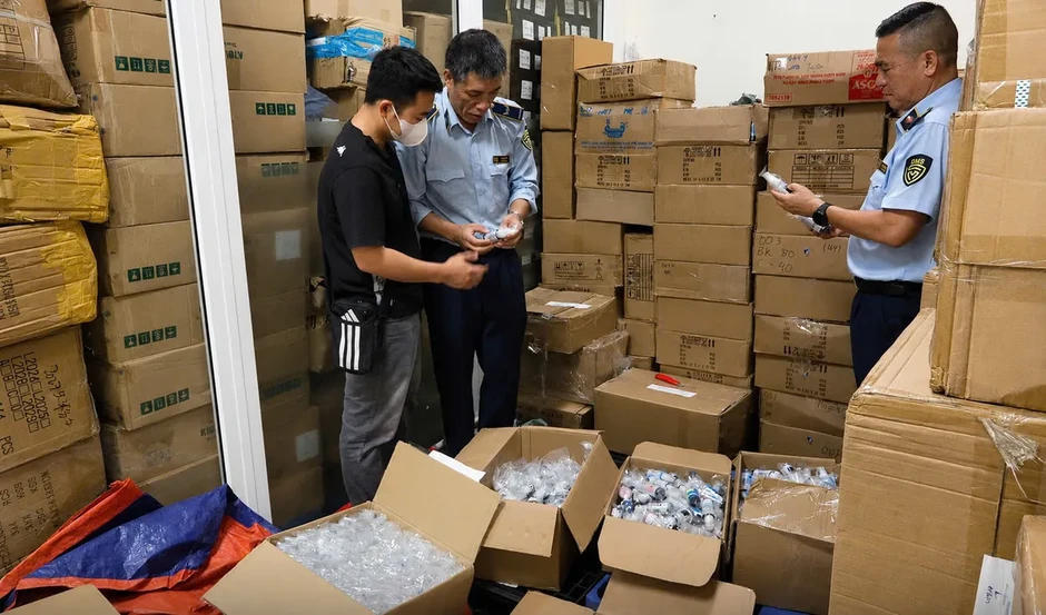 Kiểm soát chặt hàng giả trên thương mại điện tử Kiểm soát chặt hàng giả trên thương mại điện tử