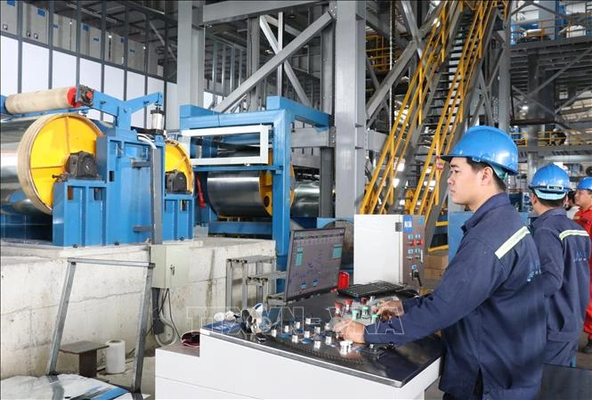 Kiến tạo động lực tăng trưởng từ nền tảng kinh tế công nghệ cao Kiến tạo động lực tăng trưởng từ nền tảng kinh tế công nghệ cao
