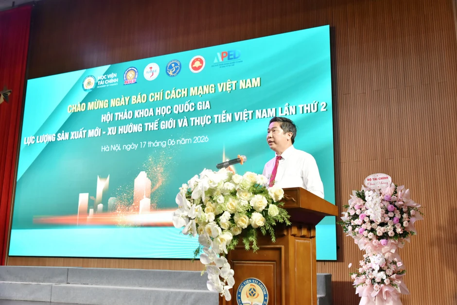 Kiến tạo lực lượng sản xuất mới trên nền tảng khoa học, công nghệ, dữ liệu Kiến tạo lực lượng sản xuất mới trên nền tảng khoa học, công nghệ, dữ liệu