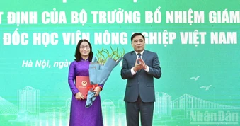 Kiện toàn đội ngũ lãnh đạo Học viện Nông nghiệp Việt Nam